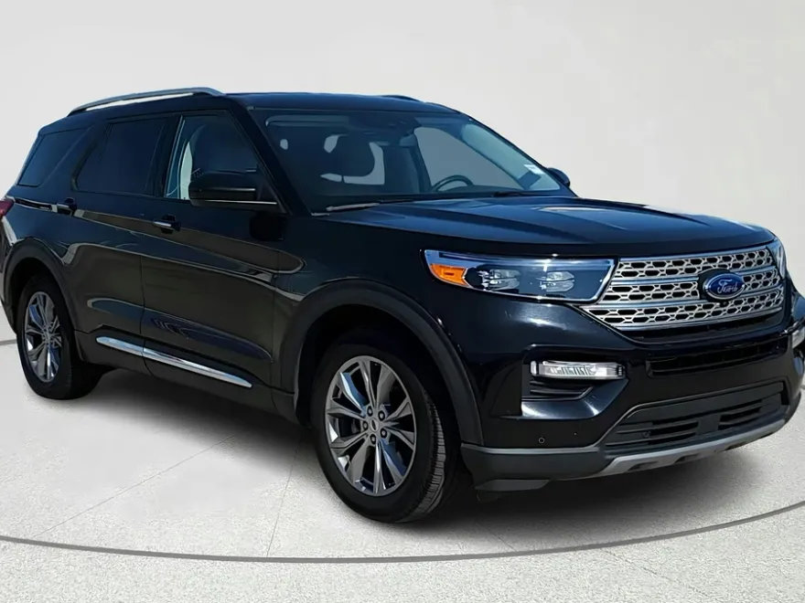 2023 Ford Explorer Limited photo 1