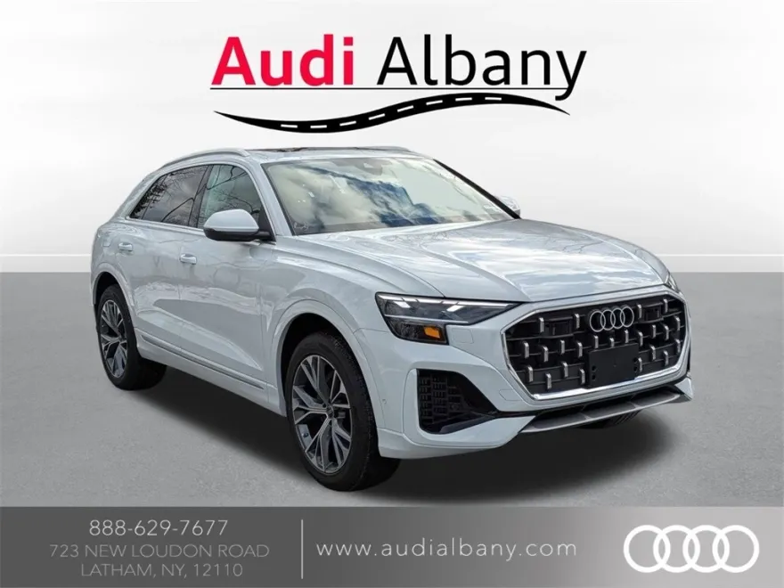 2025 Audi Q8 55 Premium Plus photo 1