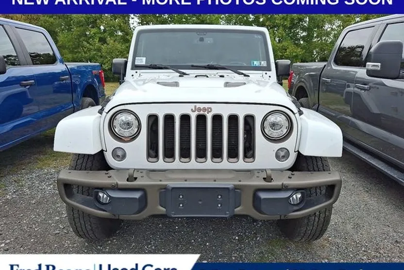 2017 Jeep Wrangler Unlimited Sahara photo 1