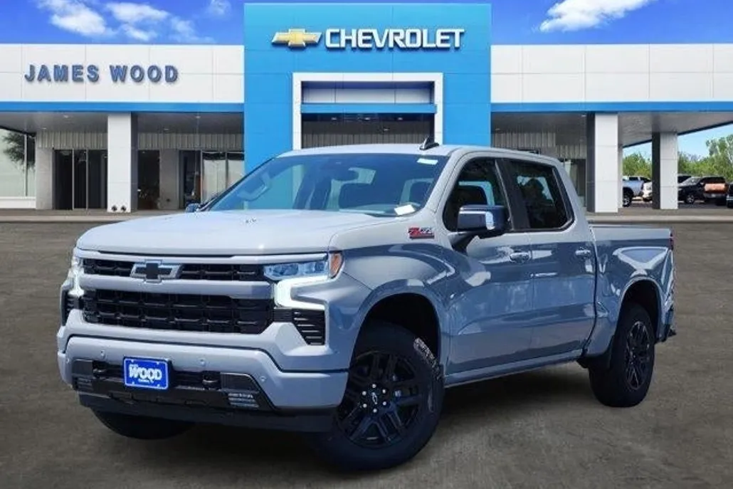 2025 Chevrolet Silverado RST photo 1
