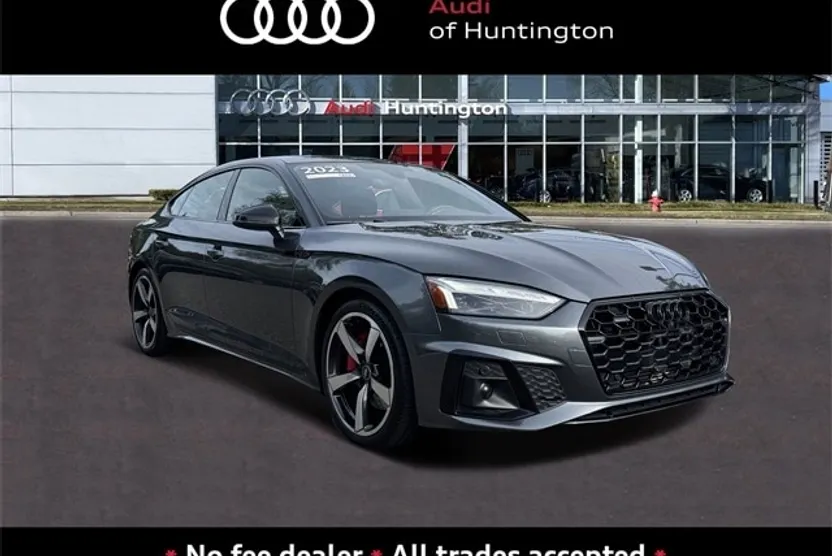 2023 Audi A5 45 S line Prestige photo 1