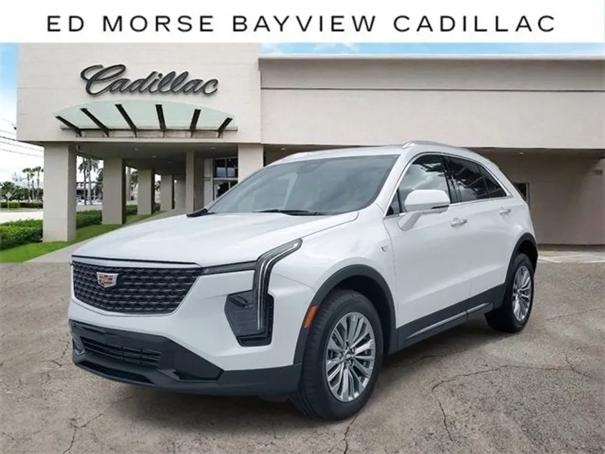 2025 Cadillac XT4 Premium Luxury photo 1