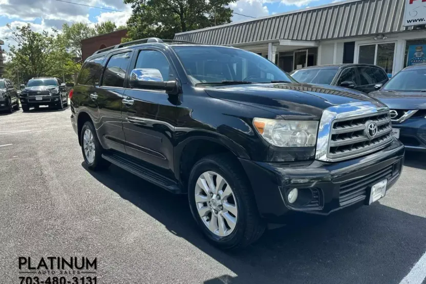 2015 Toyota Sequoia Platinum Sport photo 1