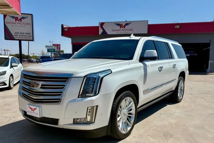 2018 Cadillac Escalade ESV Platinum Sport photo 1