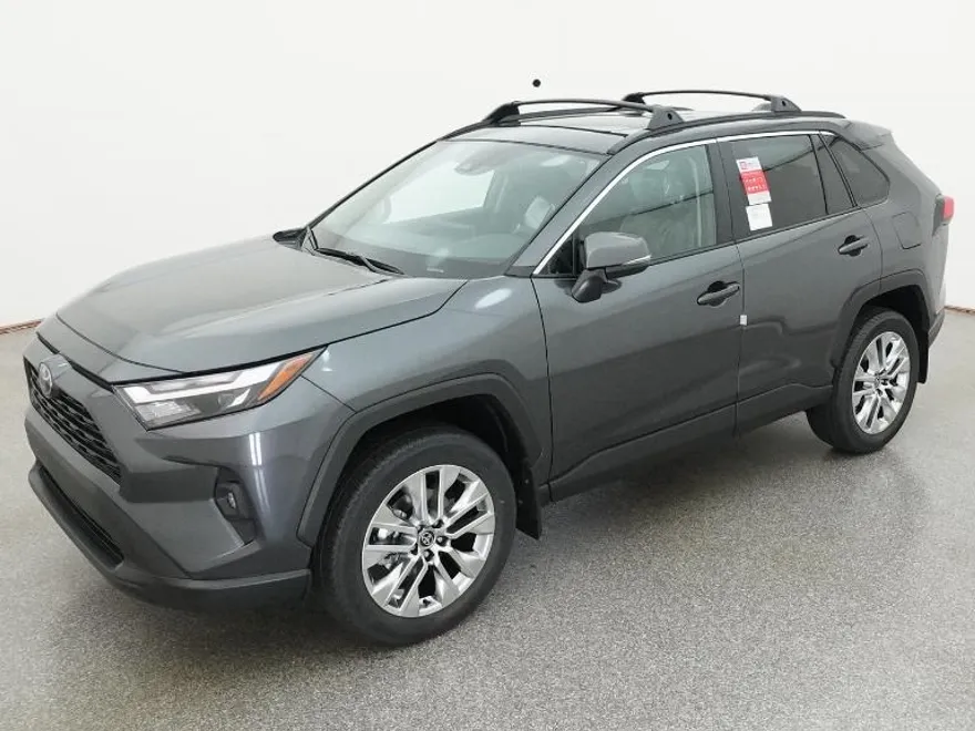 2025 Toyota RAV4 XLE Premium photo 1