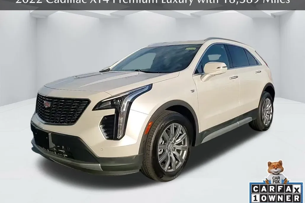 2022 Cadillac XT4 Premium Luxury photo 1