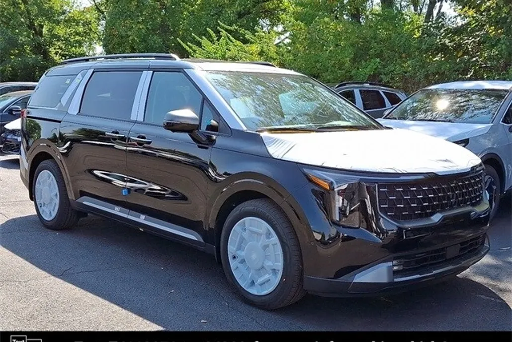 2026 Kia Carnival SX Prestige photo 1