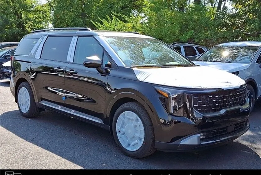 2026 Kia Carnival SX Prestige photo 1