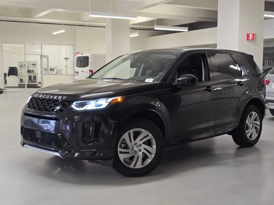 2025 Land Rover Discovery Sport S photo 1