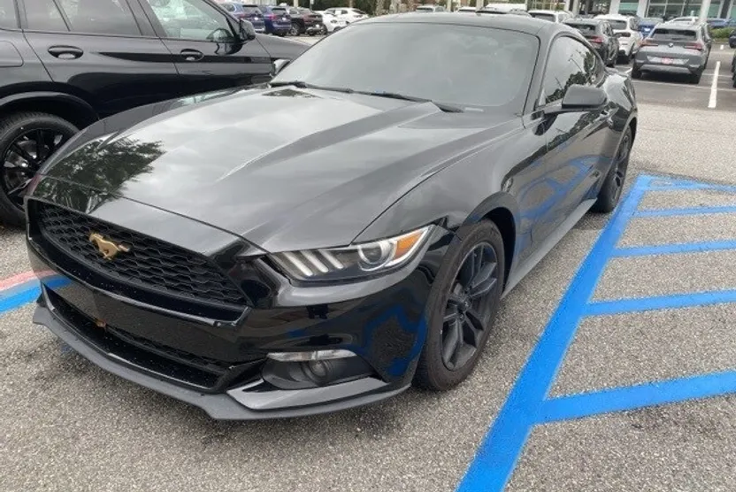 2015 Ford Mustang EcoBoost Premium photo 1