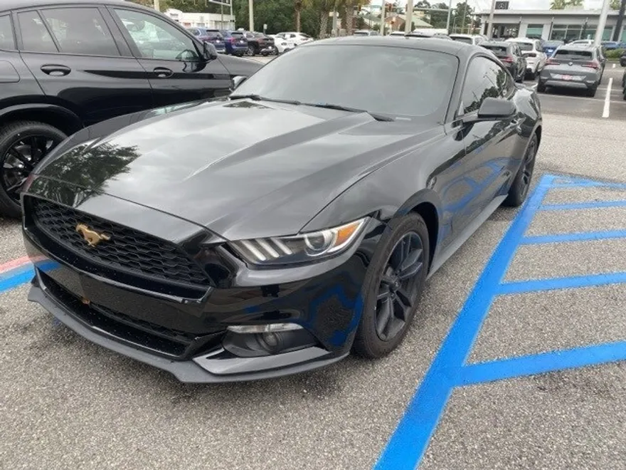 2015 Ford Mustang EcoBoost Premium photo 1