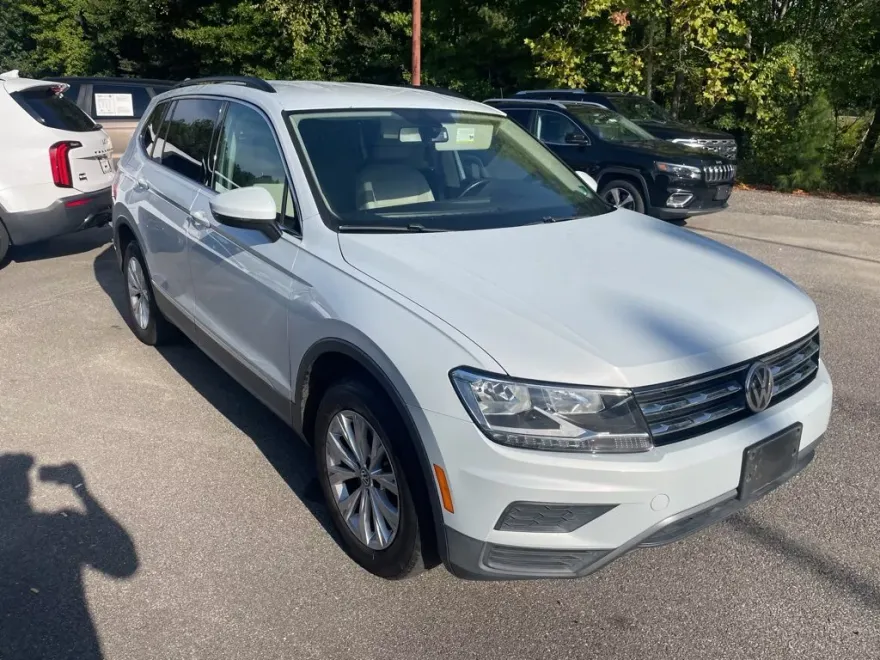 2018 Volkswagen Tiguan SEL photo 1