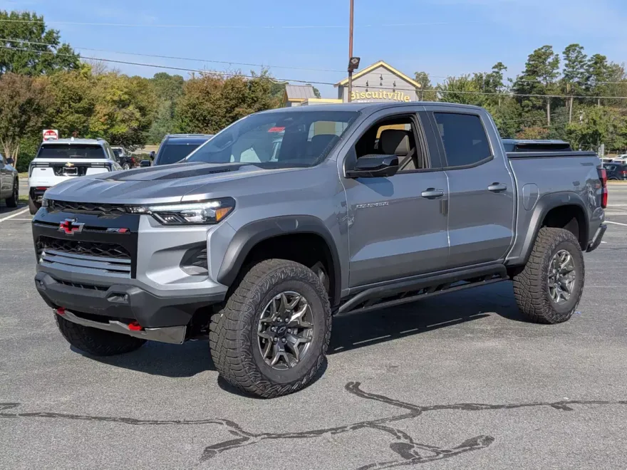 2026 Chevrolet Colorado ZR2 photo 1