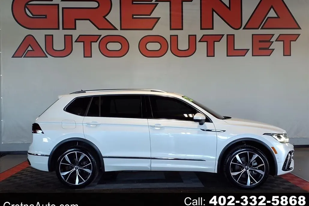 2022 Volkswagen Tiguan SEL Premium R-Line photo 1