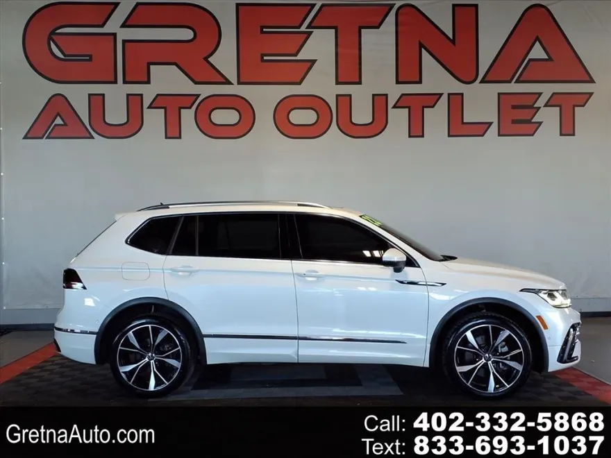 2022 Volkswagen Tiguan SEL Premium R-Line photo 1