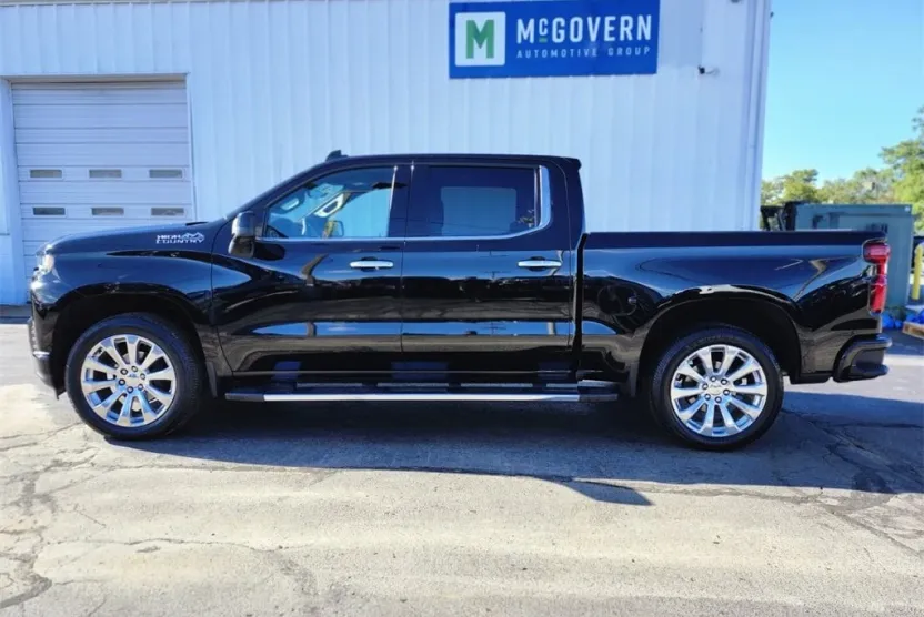 2021 Chevrolet Silverado 1500 High Country photo 1