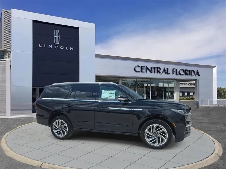 2025 Lincoln Navigator Reserve photo 1
