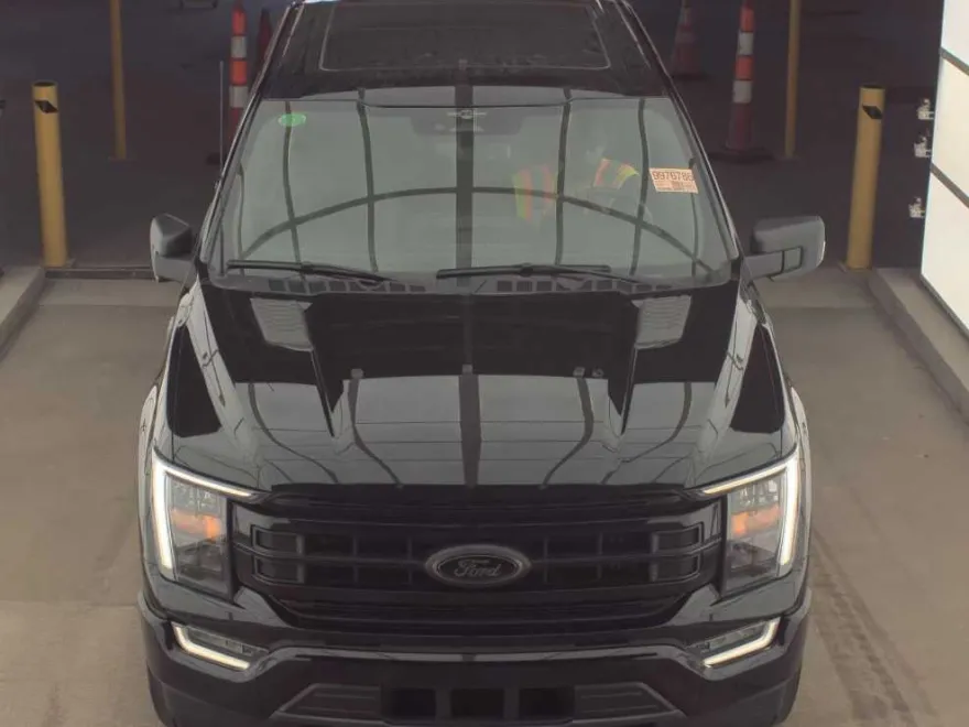 2023 Ford F-150 XLT photo 1