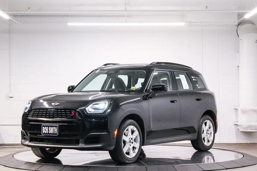 2025 Mini Countryman S ALL4 photo 1