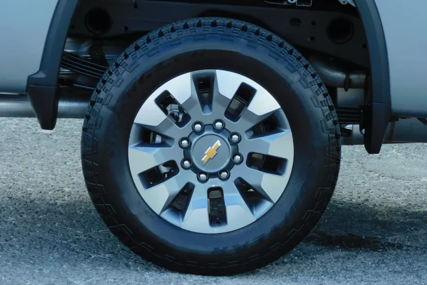 2025 Chevrolet Silverado 2500HD Custom photo 1