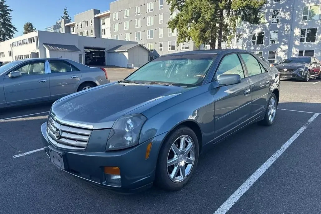 2005 Cadillac CTS Base photo 1