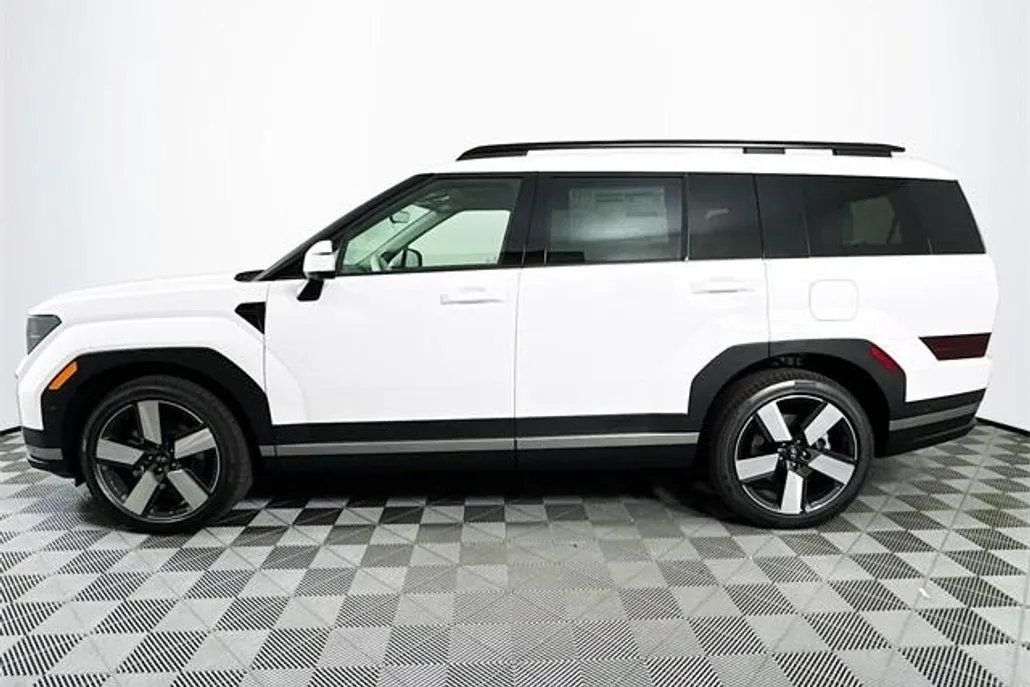 2026 Hyundai Santa Fe Limited photo 1