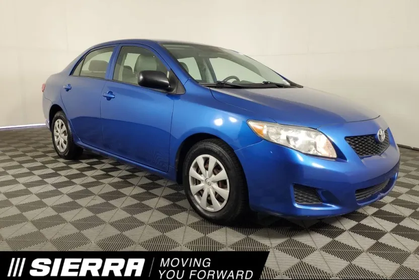2009 Toyota Corolla LE photo 1