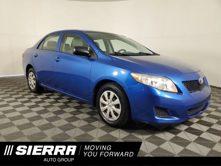2009 Toyota Corolla LE photo 1