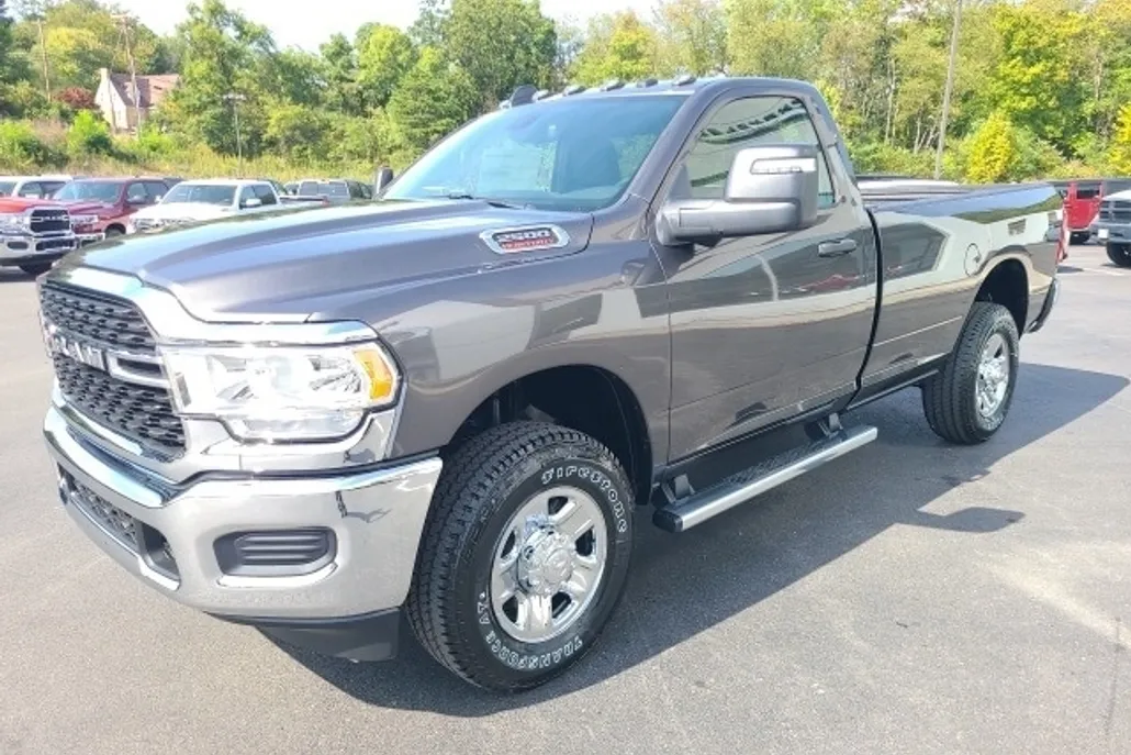 2024 Ram 2500 Tradesman photo 1