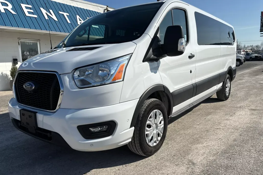 2022 Ford Transit XLT photo 1