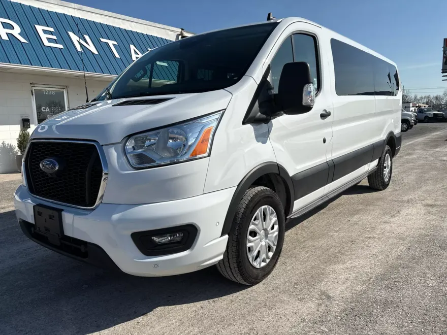 2022 Ford Transit XLT photo 1