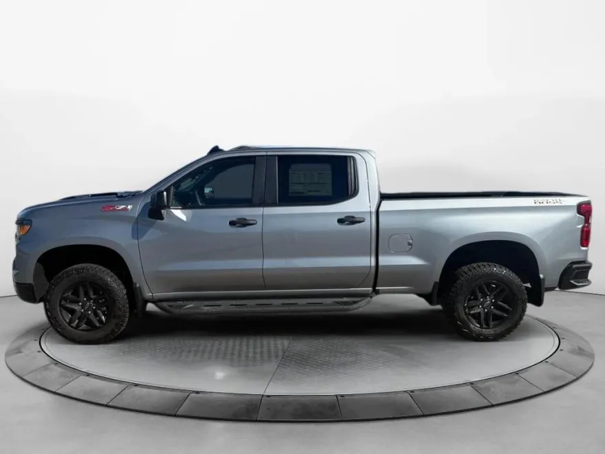 2025 Chevrolet Silverado 1500 Custom Trail Boss photo 1