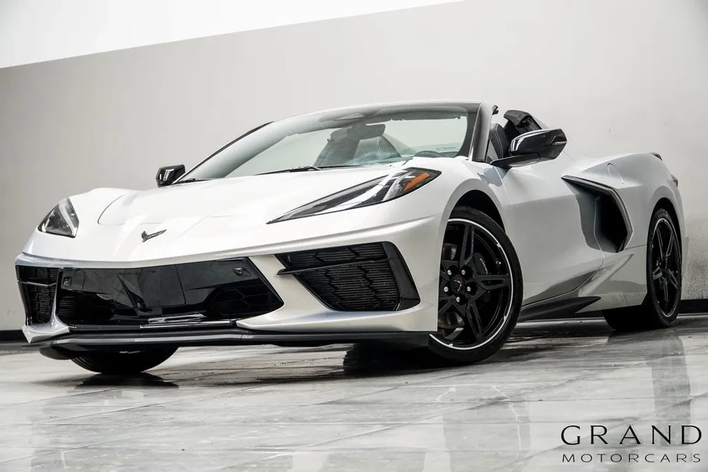 2024 Chevrolet Corvette Stingray Convertible 3LT photo 1