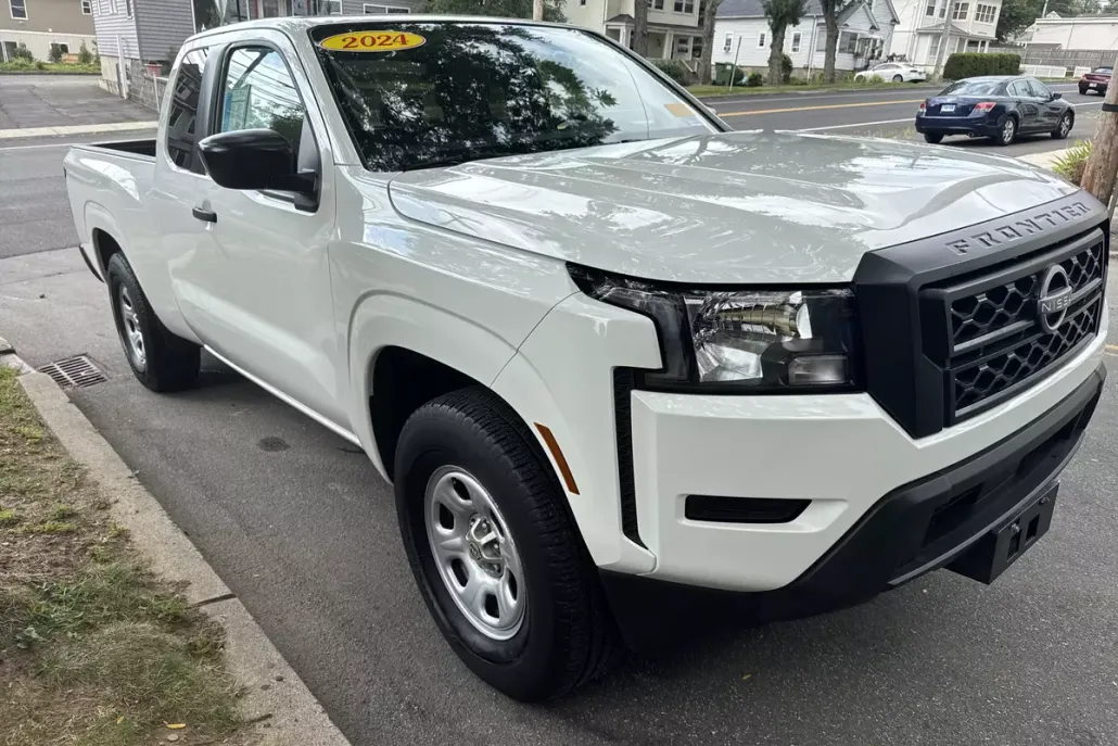 2024 Nissan Frontier King Cab S photo 1
