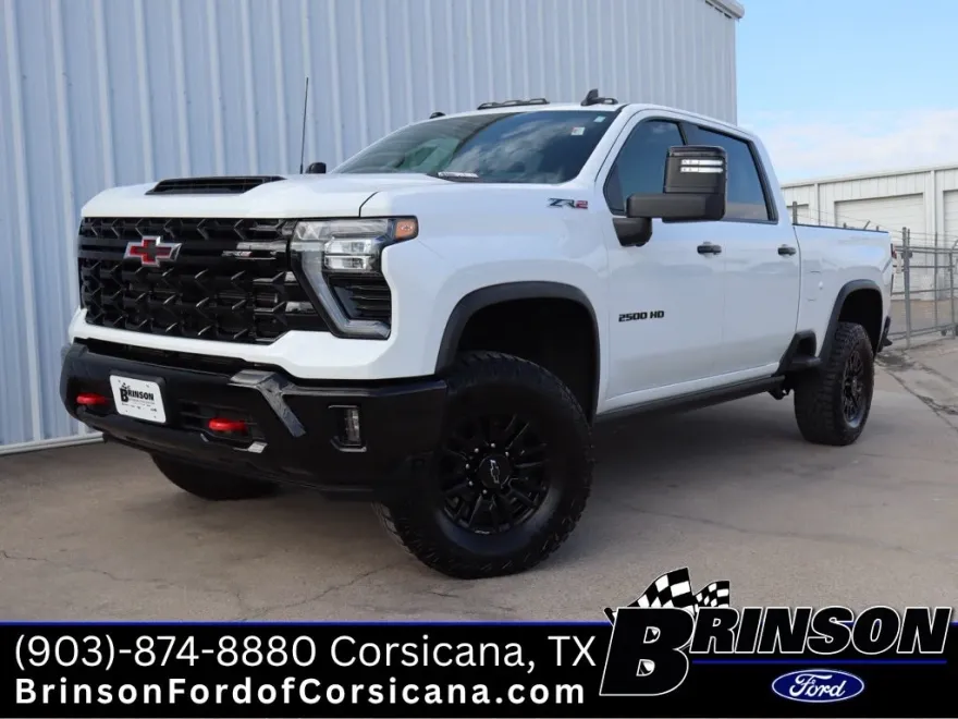 2024 Chevrolet Silverado 2500HD ZR2 photo 1