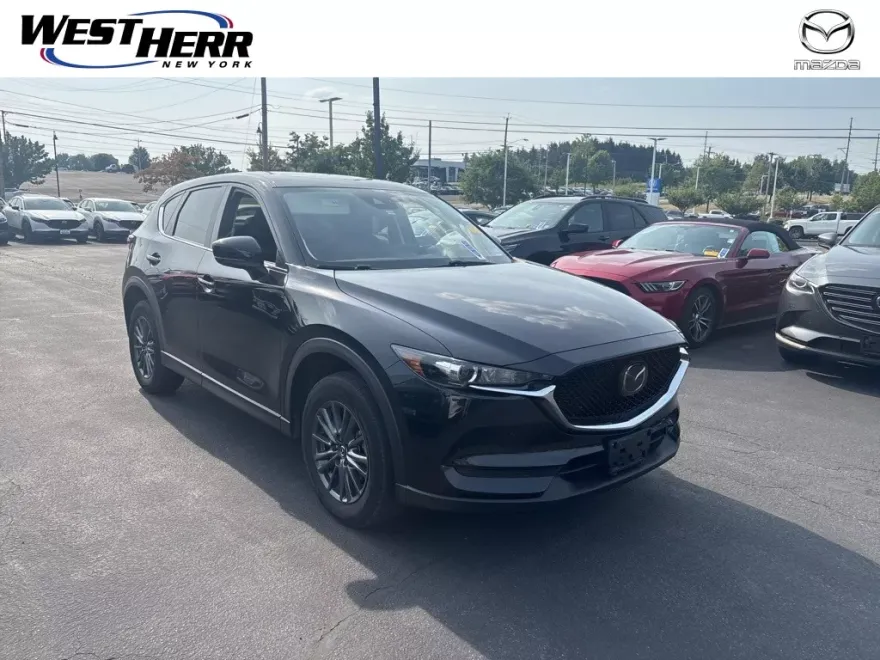 2021 Mazda CX-5 Touring photo 1