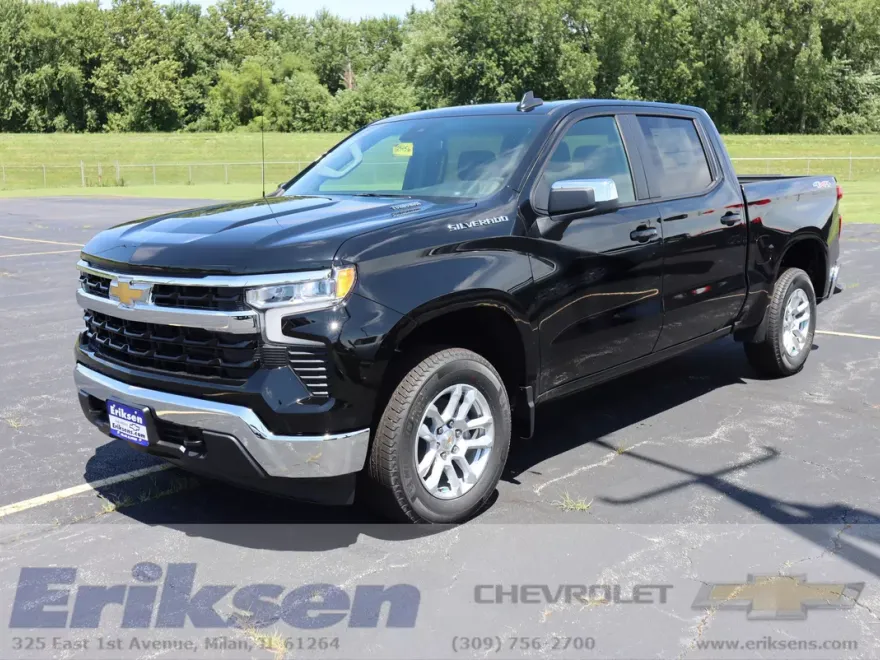 2025 Chevrolet Silverado 1500 LT photo 1