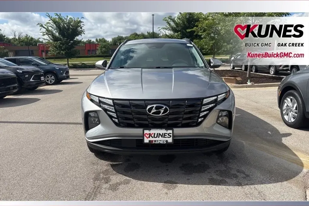 2024 Hyundai Tucson SEL photo 1