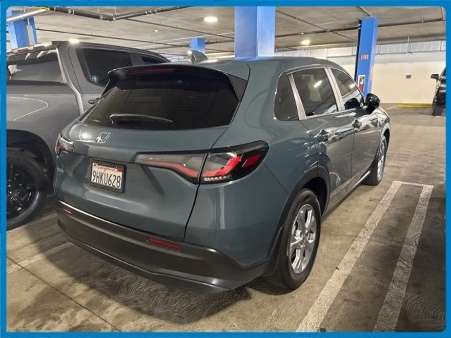 2024 Honda HR-V LX photo 1