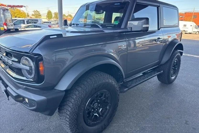 2023 Ford Bronco Outer Banks photo 1
