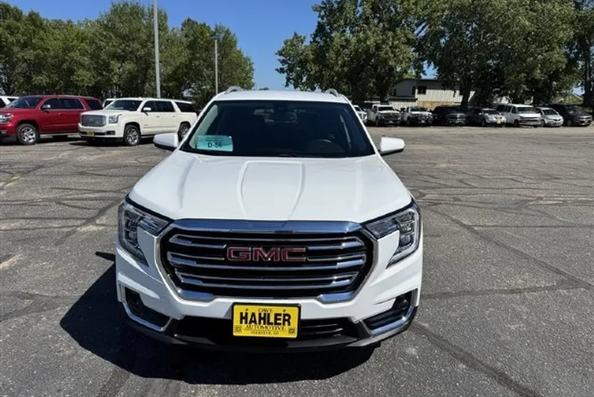 2024 Gmc Terrain SLT photo 1