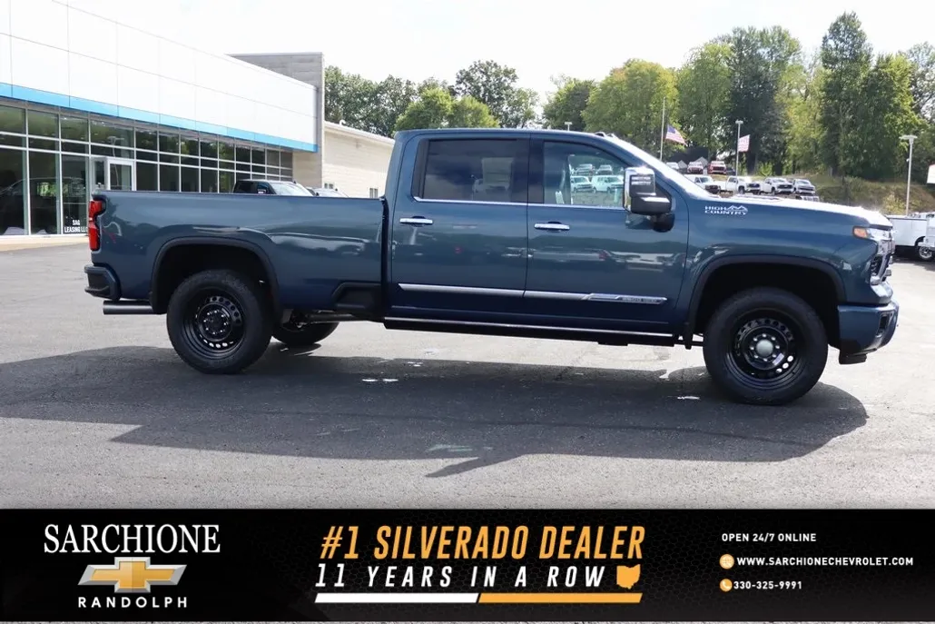 2026 Chevrolet Silverado 2500HD High Country photo 1