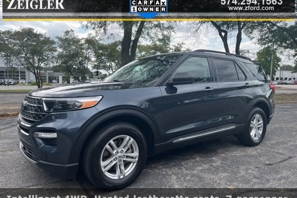 2022 Ford Explorer XLT photo 1