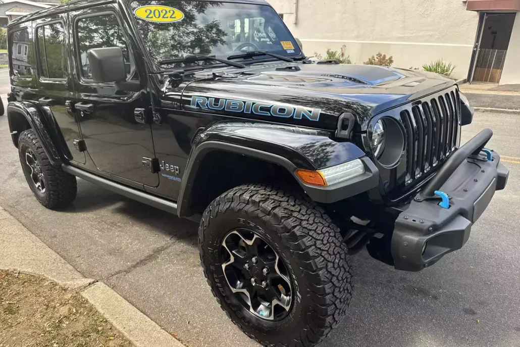 2022 Jeep Wrangler 4xe Unlimited Rubicon photo 1