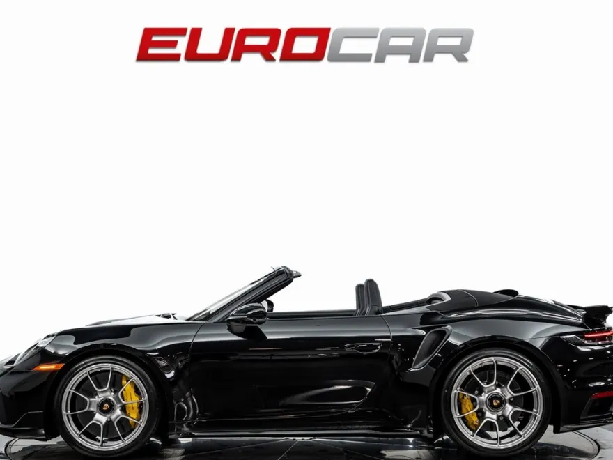 2025 Porsche 911 Turbo photo 1
