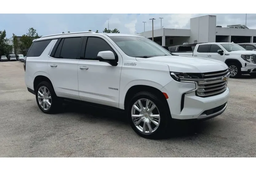 2022 Chevrolet Tahoe High Country photo 1