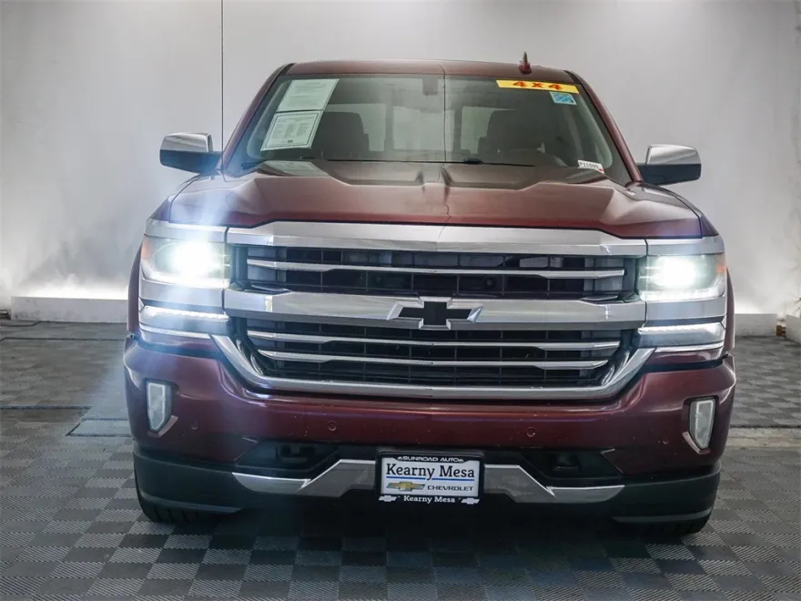 2016 Chevrolet Silverado High Country photo 1