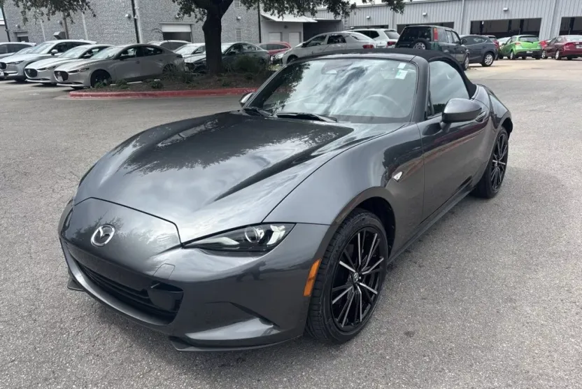 2024 Mazda MX-5 Miata Miata Grand Touring photo 1