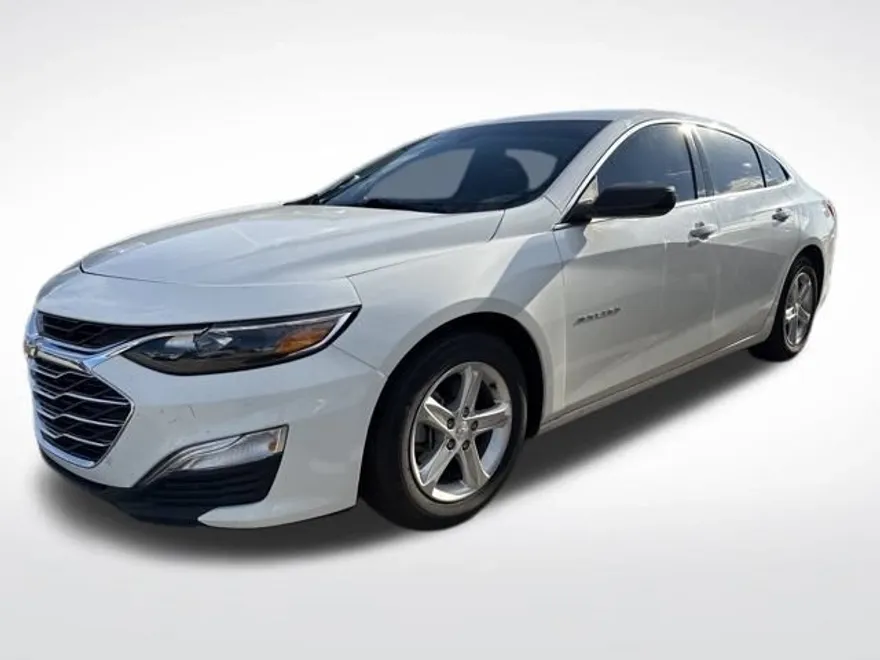 2020 Chevrolet Malibu LS photo 1