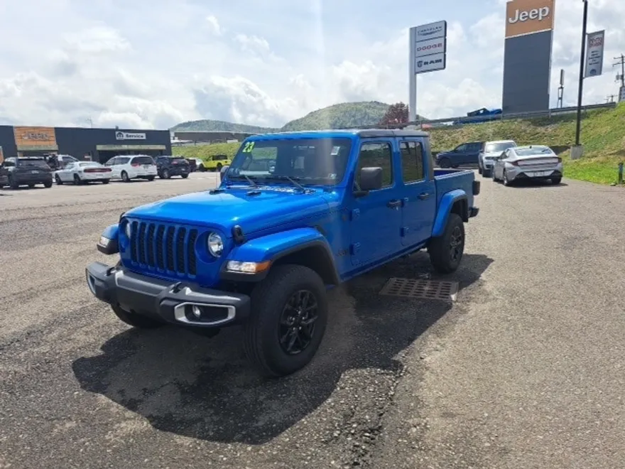 2023 Jeep Gladiator Sport S photo 1